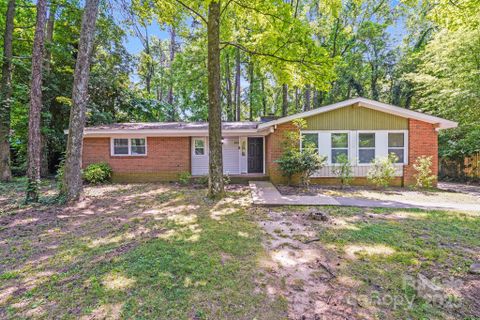 6513 Old Post Road sold home in East Forest, Charlotte, NC