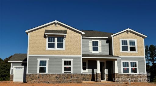 2513 Mabel Lane