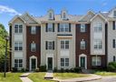 10094 Treeside Lane sold home in Matthews, SC