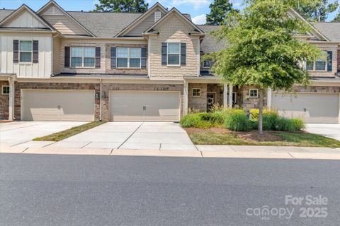 3159 Hartson Pointe Drive sold home in Bridgemill, Fort Mill, SC