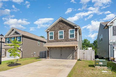 839 Foxglove Lane active home in Austen Lakes, York, SC