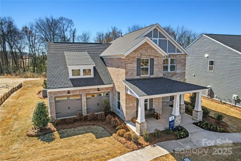 2005 Waxhaw Crossing Drive sold home in Forest Creek, Waxhaw, NC