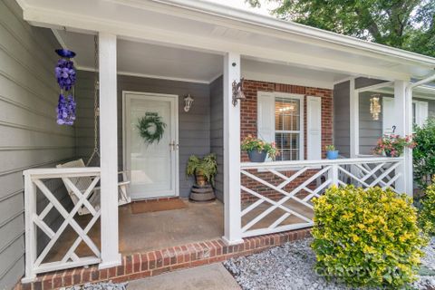 4614 Jacquelyne Drive sold home in Brittany Downs, Indian Trail, NC