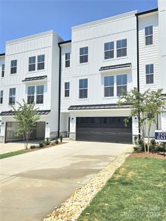 2137 Barrowcliffe Drive sold home in Christenbury Greene, Concord, NC