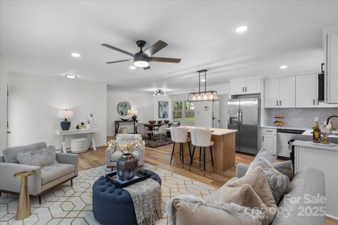 4932 Delivau Drive sold home in Hope Valley, Charlotte, NC