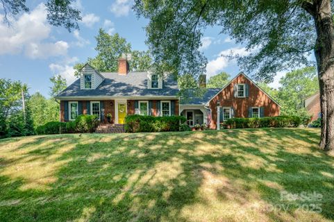 404 Bethel Drive sold home in Country Club, Salisbury, NC