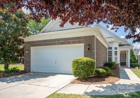 7406 Carolina Jessamine Court