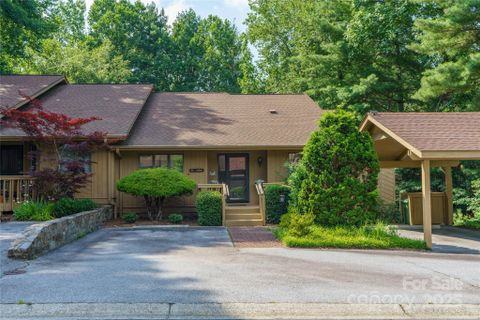 501 Red Oak Drive