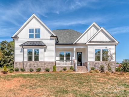 156 Triple Ponds Court