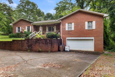 809 E Main Street sold home in Eastway Heights, Shelby, NC