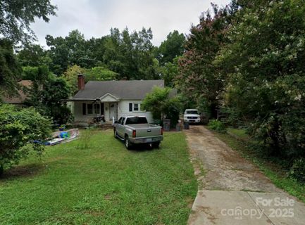 1901 Graybark Avenue sold home in Country Club Hills, Charlotte, NC