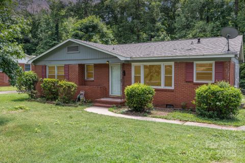 1033 Rollingwood Drive