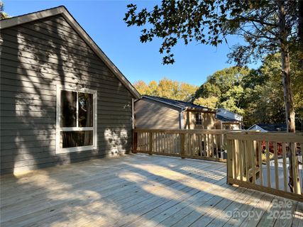 7215 Connan Lane sold home in Shadow Lake, Charlotte, NC