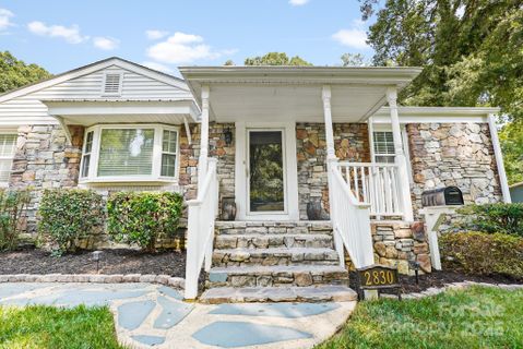 2830 Royston Road sold home in Marsh Estates, Charlotte, NC