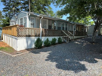 104 Pine Street 201