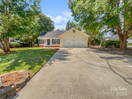 1634 Dawson Court sold home in Taylor Oaks, Rock Hill, SC