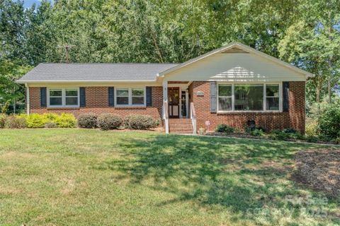 4712 Lamont Drive