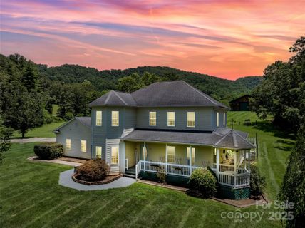 80 Meadow Creek Drive