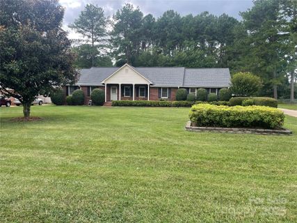 470 Roger Drive sold home in Homestead Hills, Salisbury, NC
