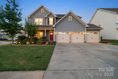 305 Redberry Court