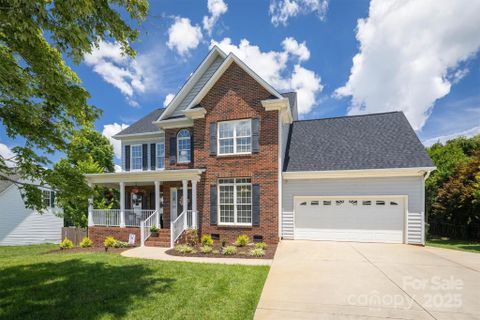 2574 Ironwood Drive sold home in Old River Falls, Hickory, NC
