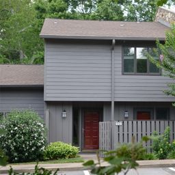 609 Crowfields Lane
