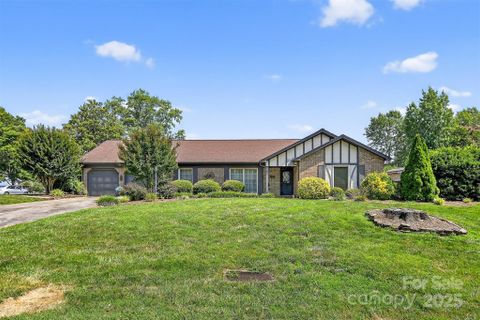 1015 37th Avenue sold home in Falling Creek, Hickory, NC