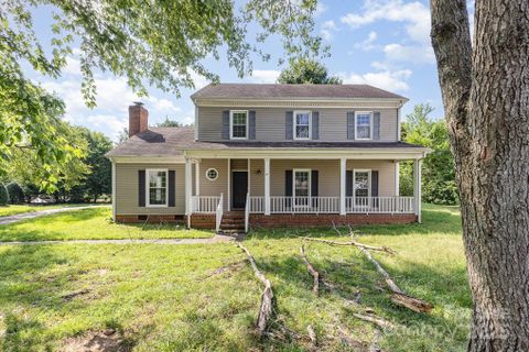 13446 Cassington Court