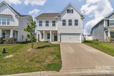 59 Thornberry Road sold home in Cantrell Hills, Hendersonville, NC