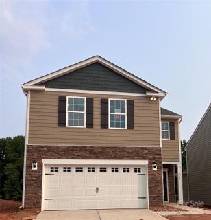 910 Two Brothers Lane