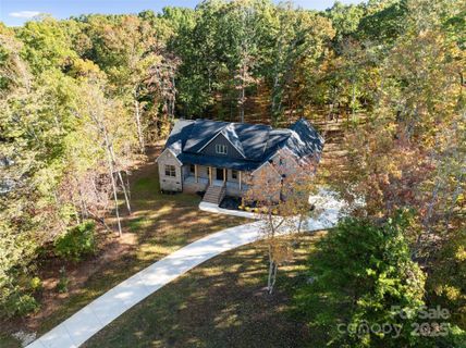 129 Hannaford Place sold home in Hannaford Place, Gastonia, NC