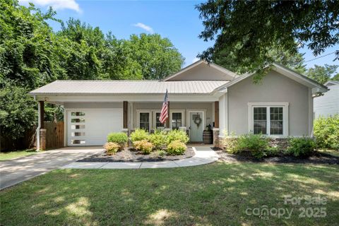 2717 Arnold Drive
