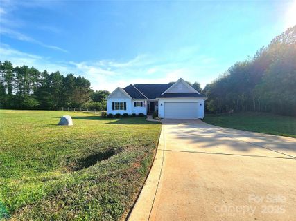 2805 Eagle Drive sold home in Eagle Glen, Lincolnton, NC