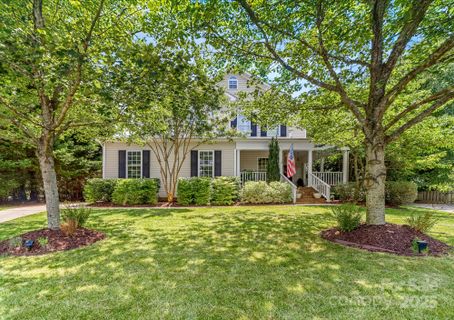 20305 Queensdale Drive sold home in Jetton Cove, Cornelius, NC