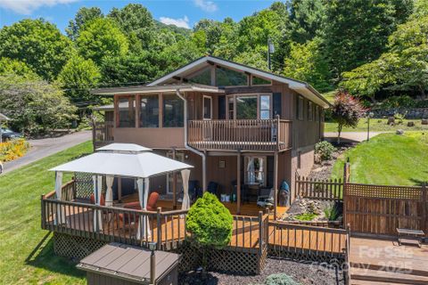 68 Thornapple Lane sold home in Freedlander Estates, Waynesville, NC