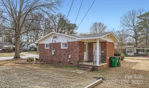 3512 Carlyle Drive