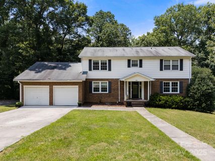 586 Crestside Drive sold home in Mountain Brook, Concord, NC