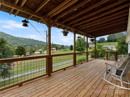 40 Sunset Heights sold home in Sunset Heights, Canton, NC