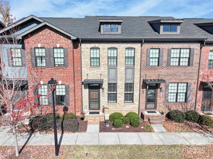120 Linestowe Drive sold home in Aberfoyle, Belmont, NC