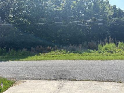 251 Bowers Road