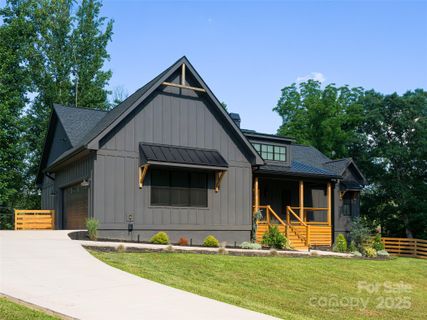 244 Barebridge Drive sold home in Barebridge Fields, Burnsville, NC