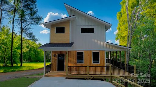 139 Blossom Ridge sold home in Meadow View Estates, Leicester, NC