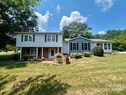3616 Raven Hill Drive sold home in Forest Brook, Gastonia, NC