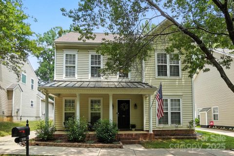 10306 Meadow Crossing Lane sold home in Glenridge, Cornelius, NC