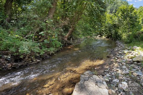 1296 Sheets Gap Road