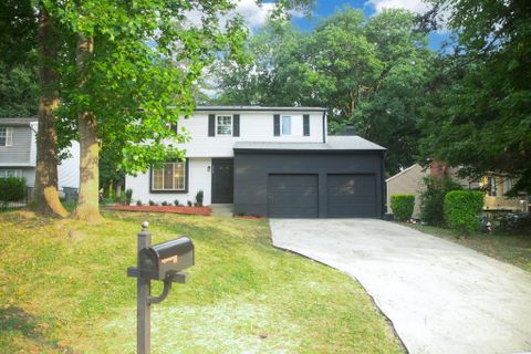 3220 Winchelsea Drive sold home in Idlewild South, Charlotte, NC