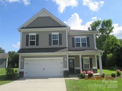 504 Stone River Parkway pending home in River Park, Mount Holly, NC