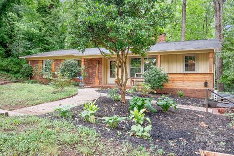 1303 Forest Park Drive sold home in Bellevue, Statesville, NC