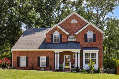 4033 Bamborough Drive sold home in Keswick, Fort Mill, SC