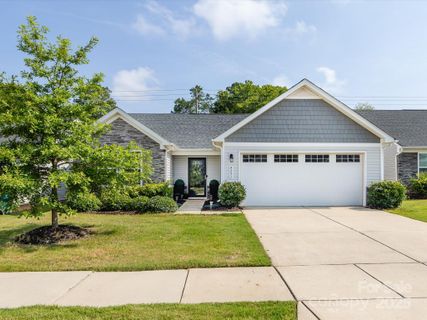 4231 Mackinnon Drive sold home in Bellastead, Charlotte, NC